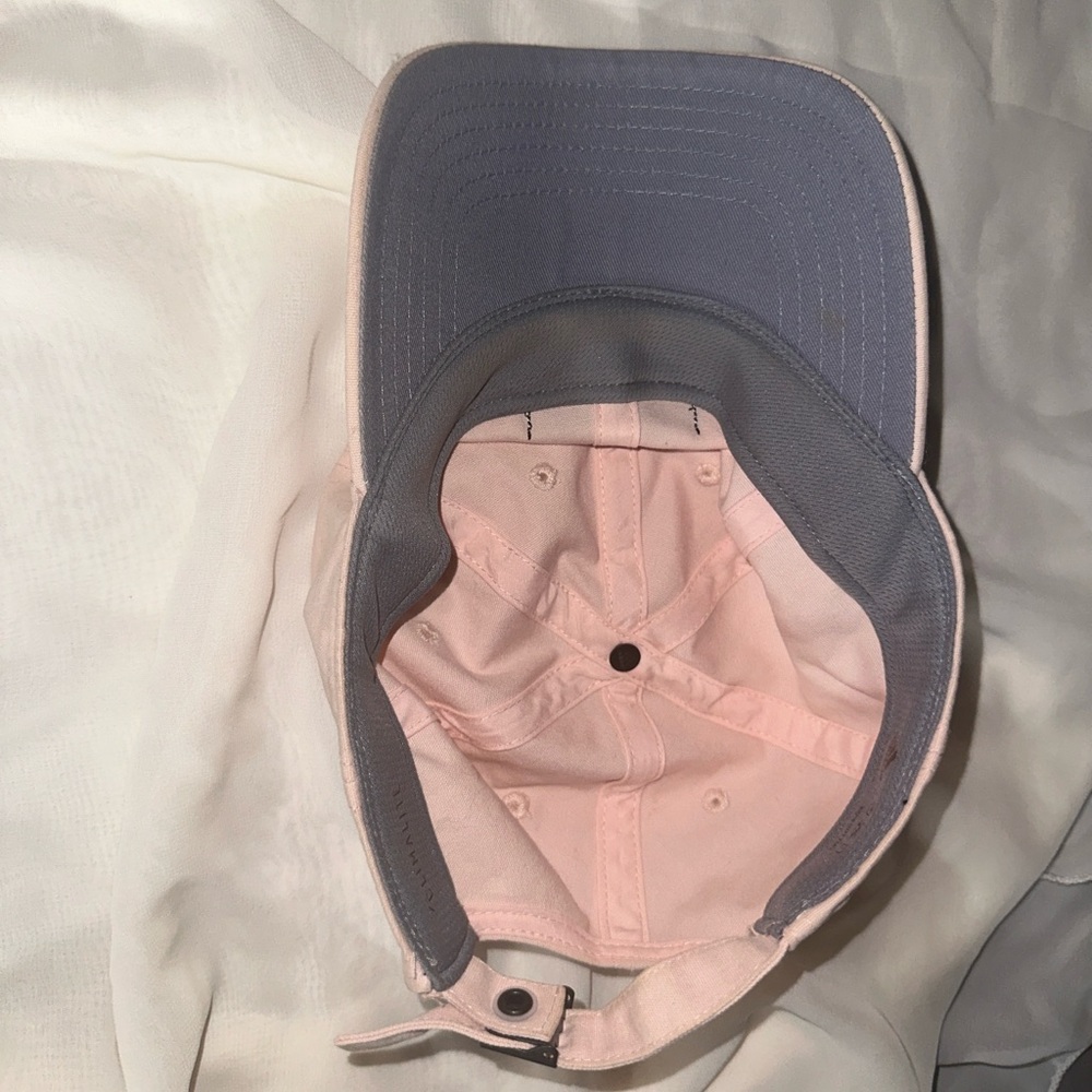 Adidas hat - Picture 5 of 6